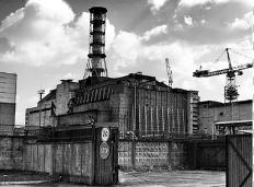 切尔诺贝利核电站建石棺，鬼城内的诡异游乐园(石棺内部视频)