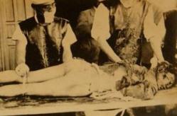 731部队马路大疼痛实验，活体解剖/活人换马血(真实图片)