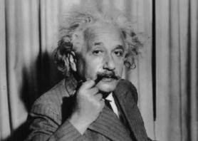 探寻爱因斯坦不敢说秘密，到了4岁才学会说话的爱因斯坦