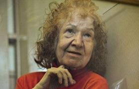 俄罗斯70岁奶奶是食人魔，丈夫闺蜜都下手（吃11人）