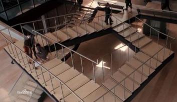 彭罗斯阶梯真实存在吗，无限循环的楼梯揭秘（只存在于三维世界）