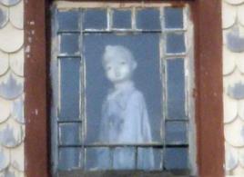 美国都市传说：简斯维尔镇的鬼娃娃