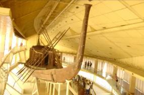 古埃及太阳船之谜，古埃及法老胡夫通往天堂飞船/具有法力